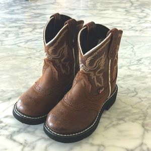 Justin Boots, Gently worn